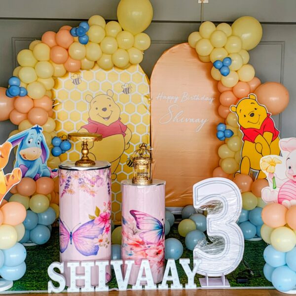 Winnie  The pooh Birthday decor