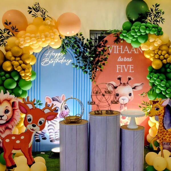 Emerald Jungle Theme Decor