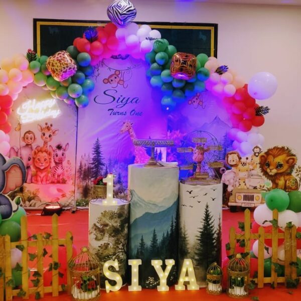 Jungle Paradise Birthday Decor